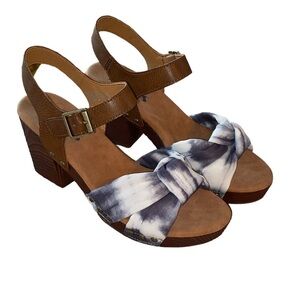 Korks sandal Natalia style knotted front design size 8M 3.5” heel new in box